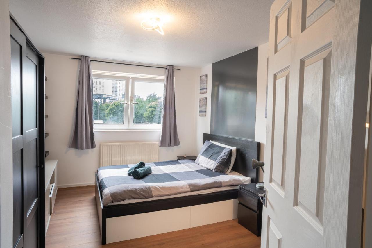 Olympic Apartment - Stratford Лондон Экстерьер фото