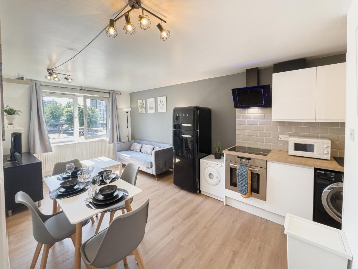 Olympic Apartment - Stratford Лондон Экстерьер фото