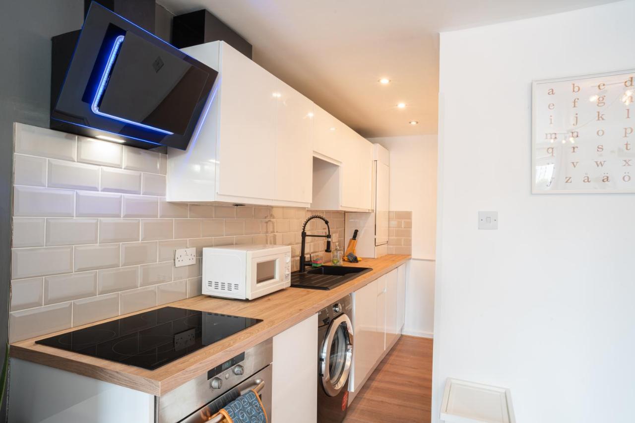 Olympic Apartment - Stratford Лондон Экстерьер фото