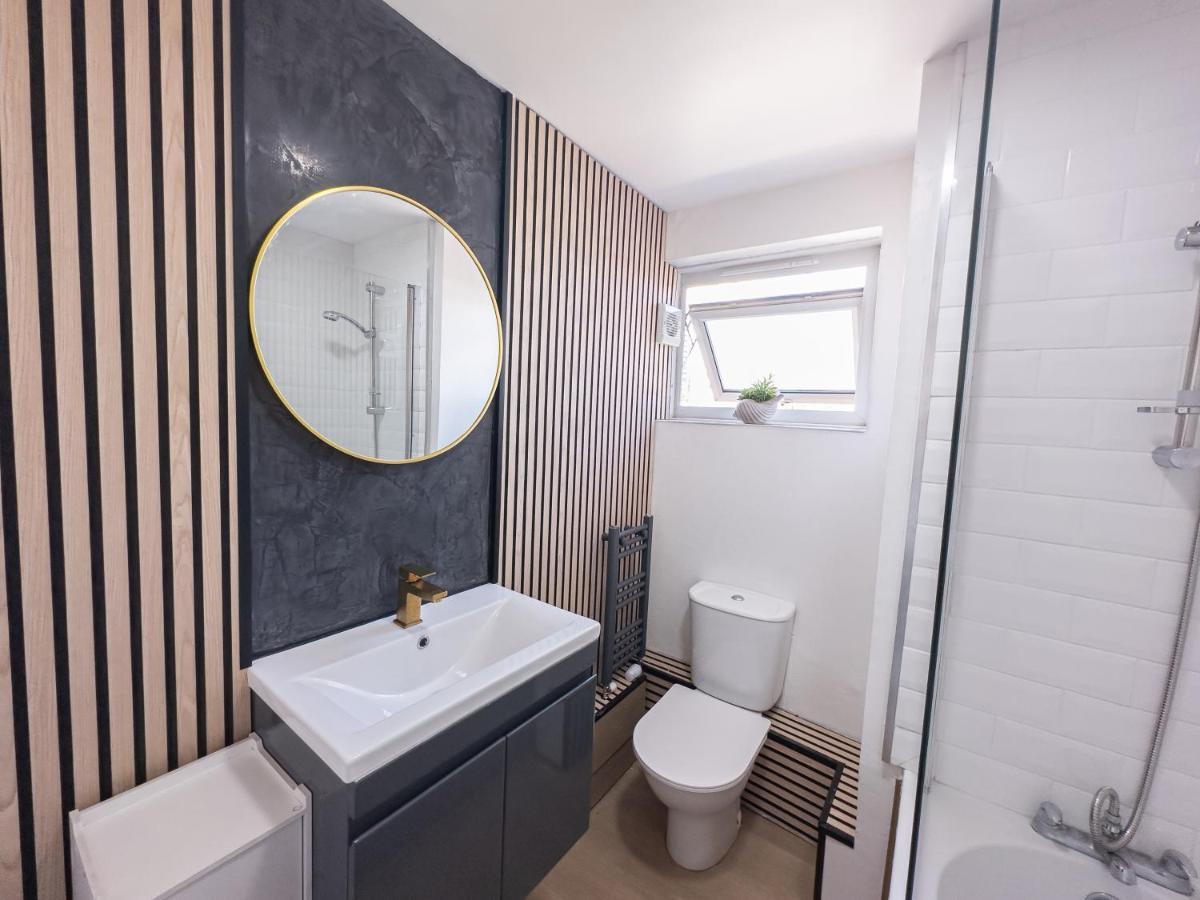Olympic Apartment - Stratford Лондон Экстерьер фото